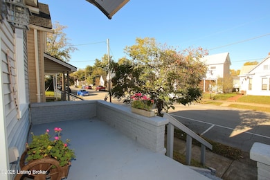 1406 Chartres St, New Albany, IN 47150 - photo 3