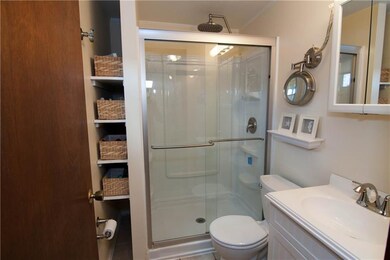 Upper Level Bath