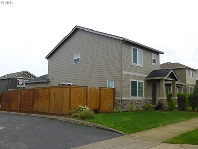 15826 SE Kingbird Dr, Clackamas, OR 97015 - photo 4