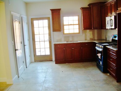 309 Kingsley Ave, Staten Island, NY 10314 - photo 4