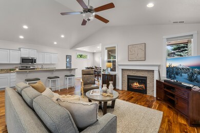 1830 NE Janice Way, Bend, OR 97701 - photo 4