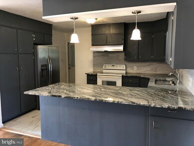 129 Gerald Ave, Reading, PA 19607 - photo 4