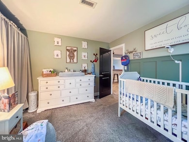 19 Cobalt Ridge Dr N, Levittown, PA 19057 - photo 7