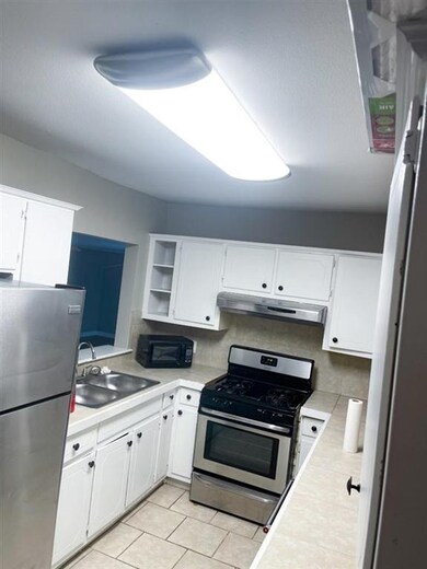 728 Redwater Rd, Wake Village, TX 75501 - photo 3