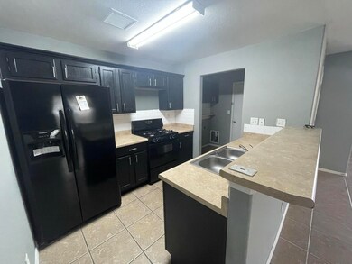 5724 Saluki Dr unit A, El Paso, TX 79924 - photo 3