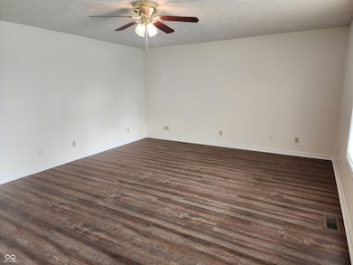 1157 Avenue D St, Greencastle, IN 46135 - photo 6