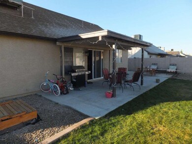 1126 E Wickieup Ln, Phoenix, AZ 85024 - photo 4