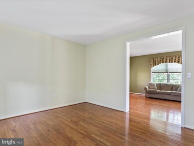 20342 Ayoub Ln, Hagerstown, MD 21742 - photo 7