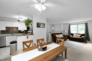 8-web-or-mls-477-buckingham-ct