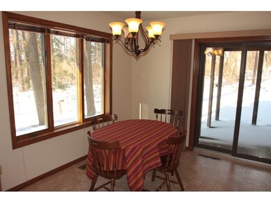 1841 Briarwood Ln, Fitchburg, WI 53575 - photo 7