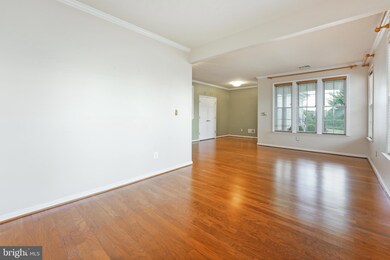 6001 Upland Meadow Ct, Gainesville, VA 20155 - photo 4