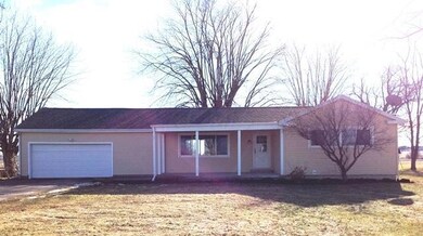 8297 Tarlton Rd, Circleville, OH 43113 - photo 2