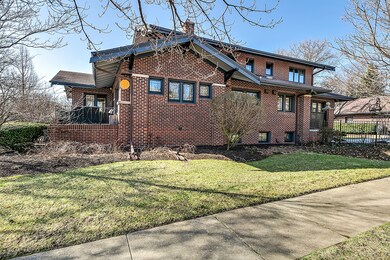 105 S Columbia St, Naperville, IL 60540 - photo 3