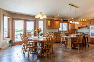Kitchen/Dining