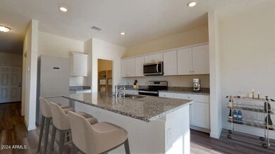 Spectra - Kitchen