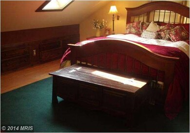 5087 Temple Hill Rd, Temple Hills, MD 20748 - photo 7