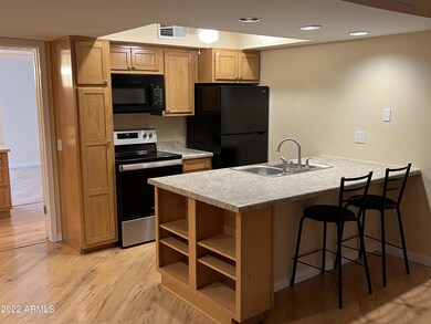 8th condo 4 - Copy