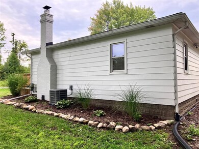 Nicely landscaped!