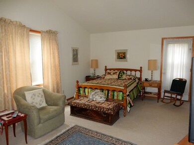 451 Alpine Pkwy, Oregon, WI 53575 - photo 6