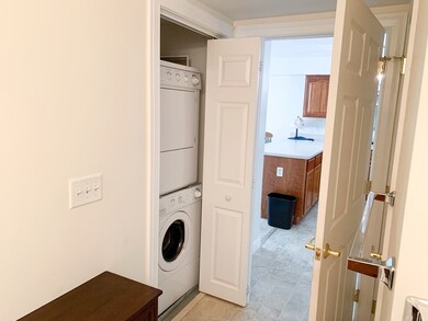 25 Green Leaves Dr unit 508, Amherst, MA 01002 - photo 6