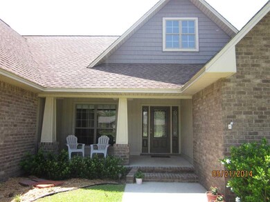 ~Inviting front porch, beautiful front door~