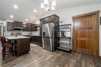 1337 Juniper Place, Eau Claire, WI 54703 - photo 4