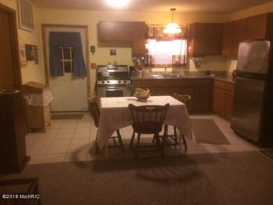 12967 Roughys Dr, Wayland, MI 49348 - photo 3