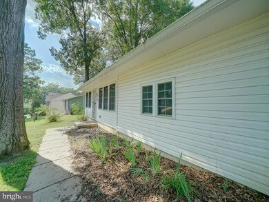 9402 6th St N, Laurel, MD 20723 - photo 3