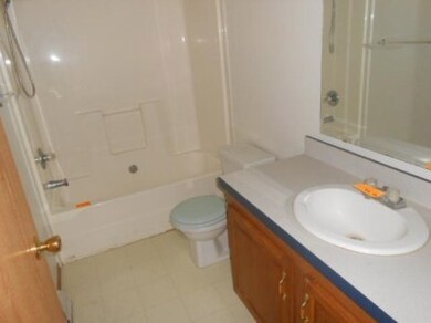 1041 N 500 E, Rolling Prairie, IN 46371 - photo 7