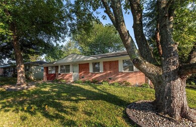 213 Pimlico Dr, New Albany, IN 47150 - photo 2