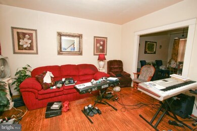 1413 Carswell St, Baltimore, MD 21218 - photo 5