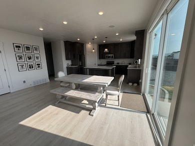 645 Garden Dr, Providence, UT 84332 - photo 6