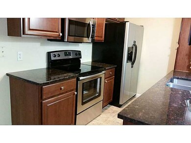 58 Kristee Cir unit 58, West Warwick, RI 02893 - photo 2