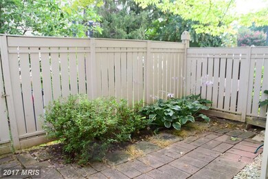 2452 Ridgehampton Ct, Reston, VA 20191 - photo 4