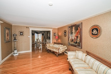 27 Honey Ln, Staten Island, NY 10307 - photo 5