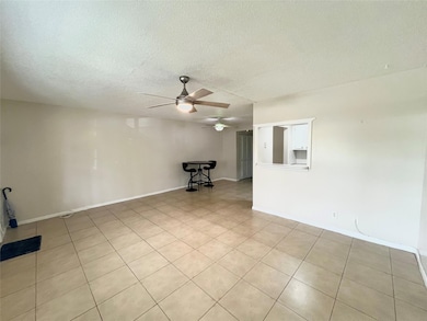 166 Newport K, Deerfield Beach, FL 33442 - photo 2