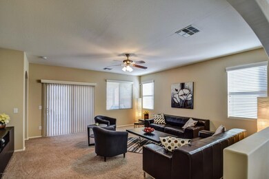 family room 2