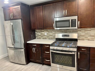 4799 Saratoga Rd, West Palm Beach, FL 33415 - photo 4