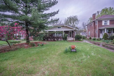 912WBroadway-30