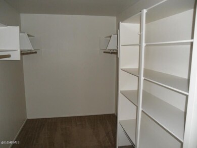 Malibu MBR Closet