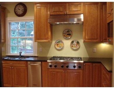 14 Beechwood Rd unit 14, Wellesley, MA 02482 - photo 4