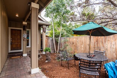 20575 Chivas Place, Bend, OR 97702 - photo 3