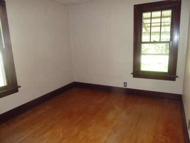 715 4th Ave SE, Jamestown, ND 58401 - photo 7