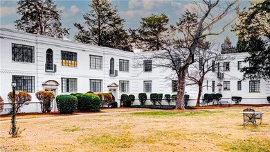 1700 N Elm St unit F1, Greensboro, NC 27408 - photo 2