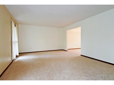 11S457 Webster Ln, Naperville, IL 60564 - photo 3