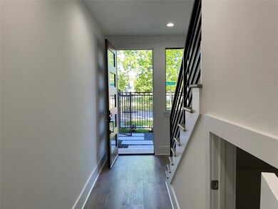 6638 Del Rio St, Houston, TX 77021 - photo 5