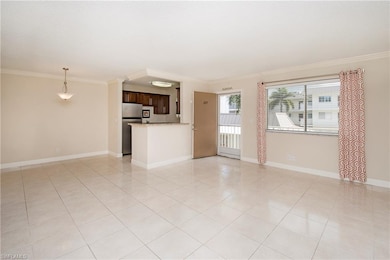 Central Gardens unit 217, Naples, FL 34102 - photo 6