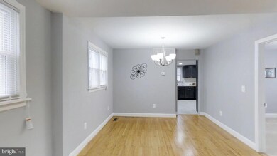 121 Linden Ave, Edgewater, MD 21037 - photo 7