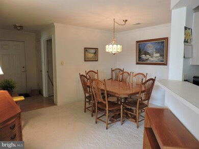 13101 Millhaven Place unit H, Germantown, MD 20874 - photo 4