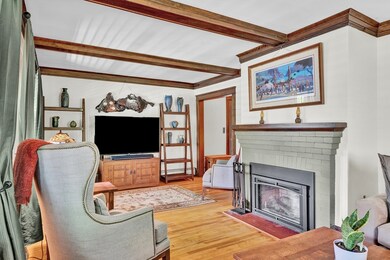 16 Vesper St, Worcester, MA 01602 - photo 7